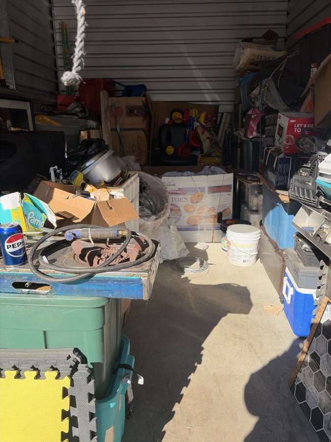 10 x 15 storage unit in Port Orchard, WA
