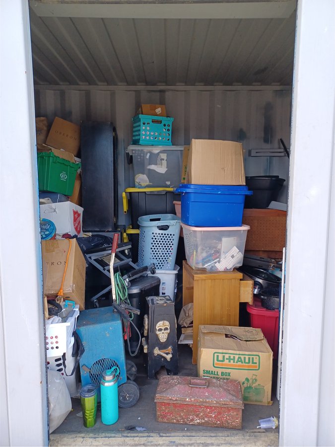 20 x 8 storage unit in West Sacramento, CA