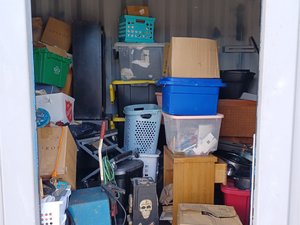 20 x 8 storage unit in West Sacramento, CA