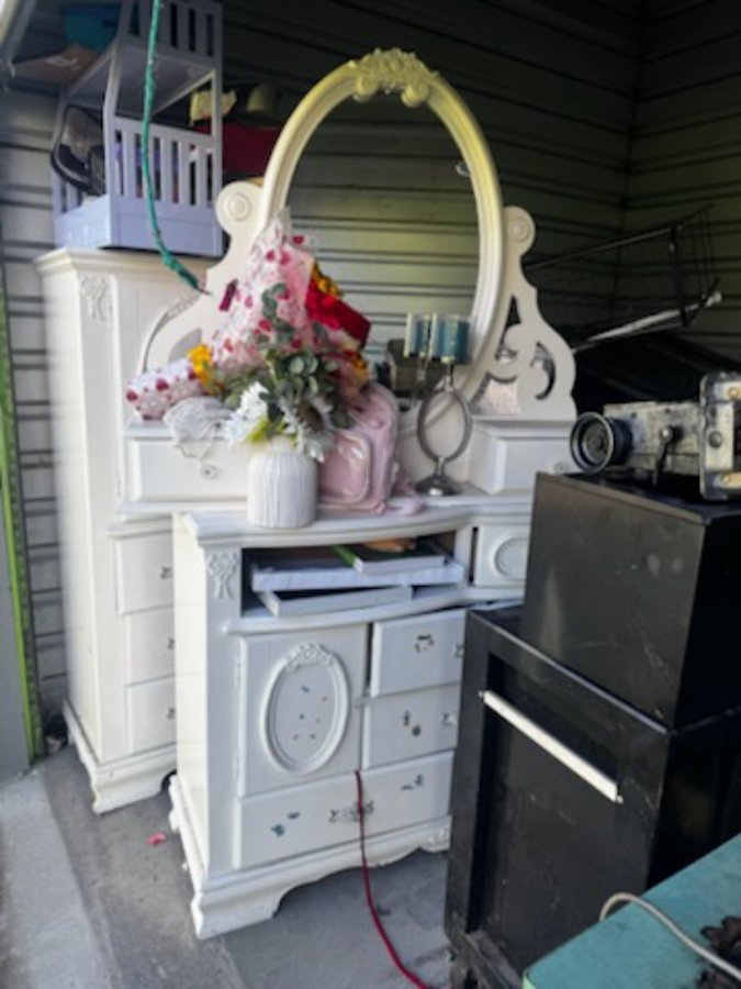 10 x 10 storage unit in San Bernardino, CA