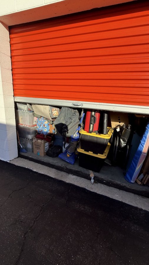 10 x 20 storage unit in Redlands, CA