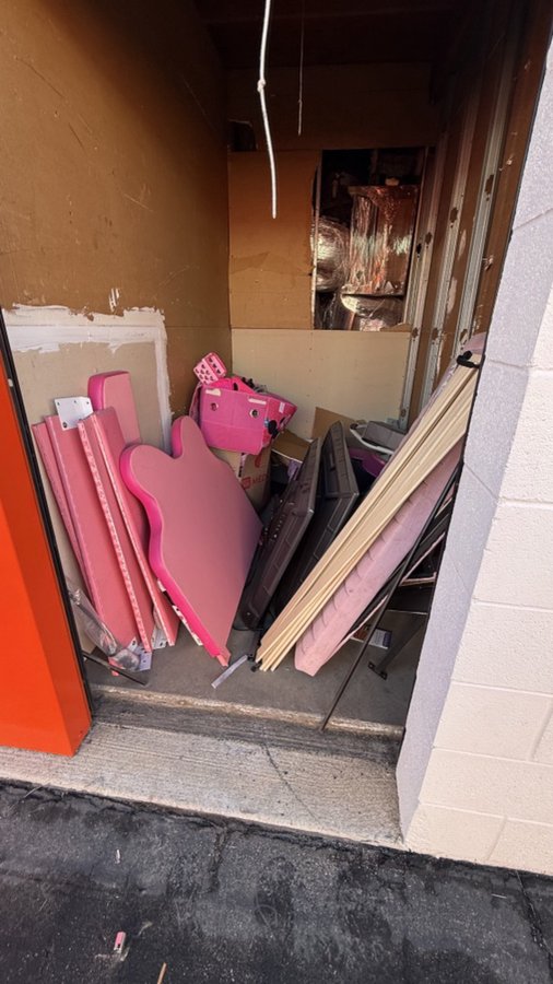 5 x 10 storage unit in Redlands, CA
