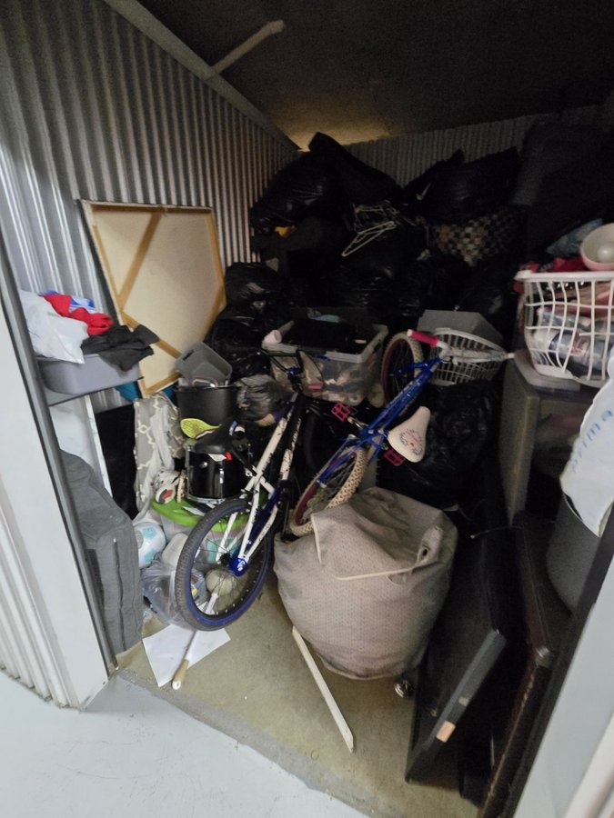 7 x 10 storage unit in Washington, DC