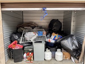 10 x 10 storage unit in Puyallup, WA