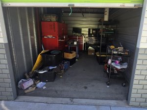 10 x 15 storage unit in Anaheim, CA