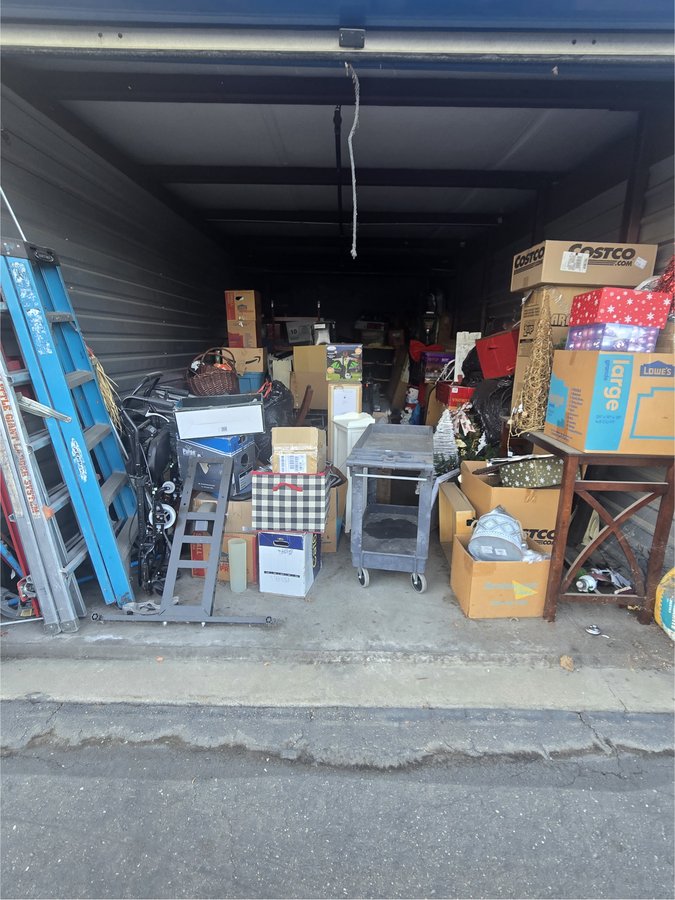12 x 30 storage unit in Stockton, CA