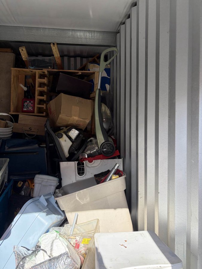 5 x 10 storage unit in Williamstown, NJ