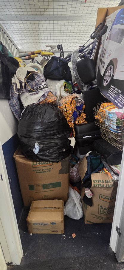 5 x 7 storage unit in Staten Island, NY