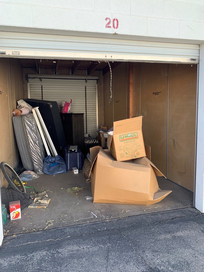 10 x 20 storage unit in Sun City, CA