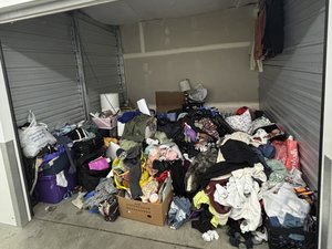 10 x 10 storage unit in Puyallup, WA