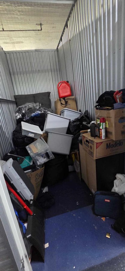 5 x 10 storage unit in Staten Island, NY