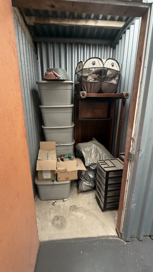 5 x 5 storage unit in Yucaipa, CA