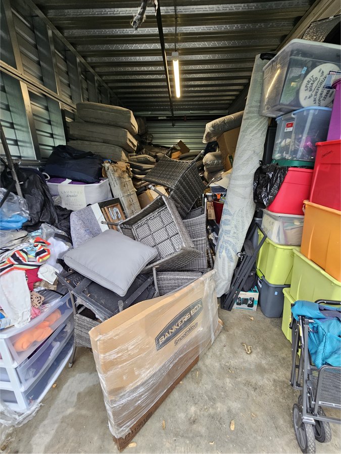 10 x 20 storage unit in Napa, CA