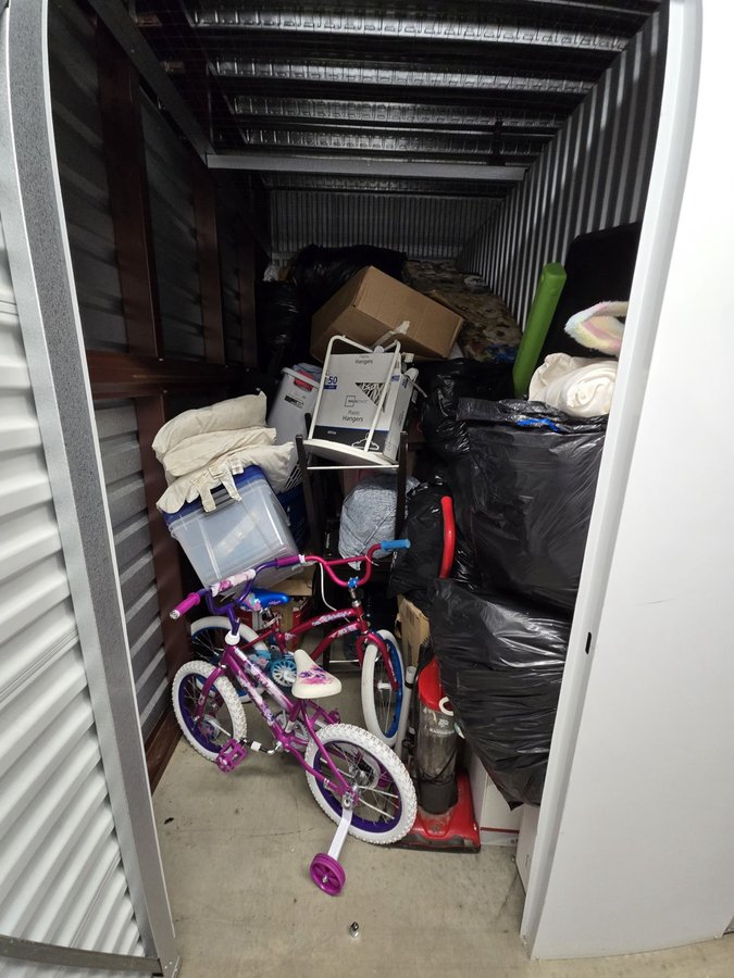 5 x 10 storage unit in Washington, DC