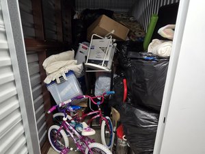 5 x 10 storage unit in Washington, DC