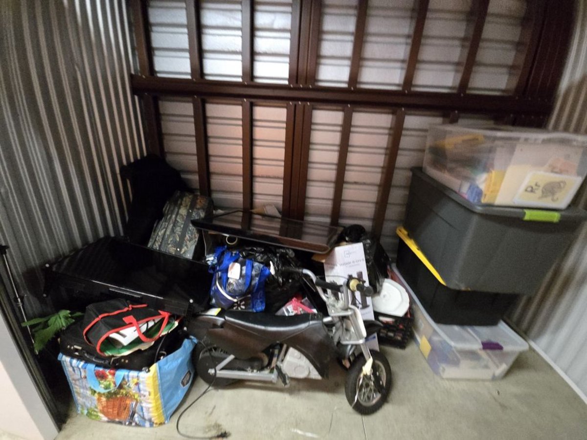 10 x 5 storage unit in Washington, DC