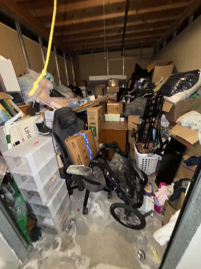 10 x 15 storage unit in Oxnard, CA