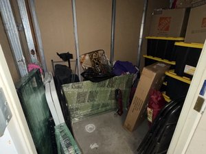 5 x 10 storage unit in Oxnard, CA