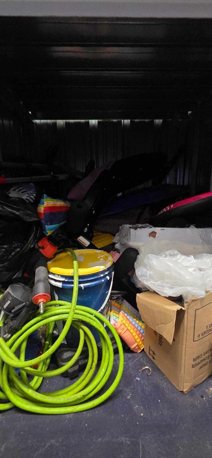 5 x 5 storage unit in Staten Island, NY