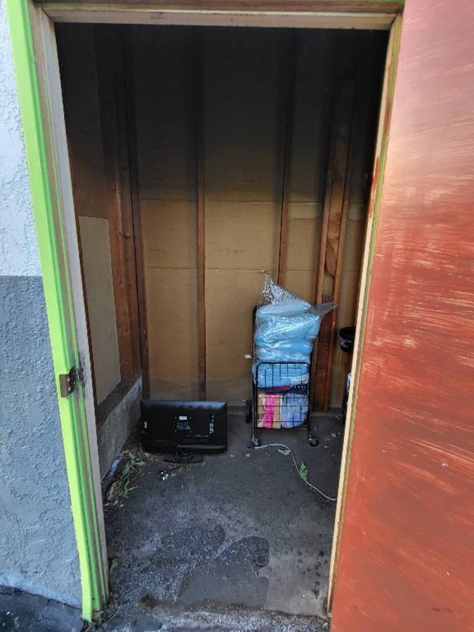 5 x 10 storage unit in Upland, CA