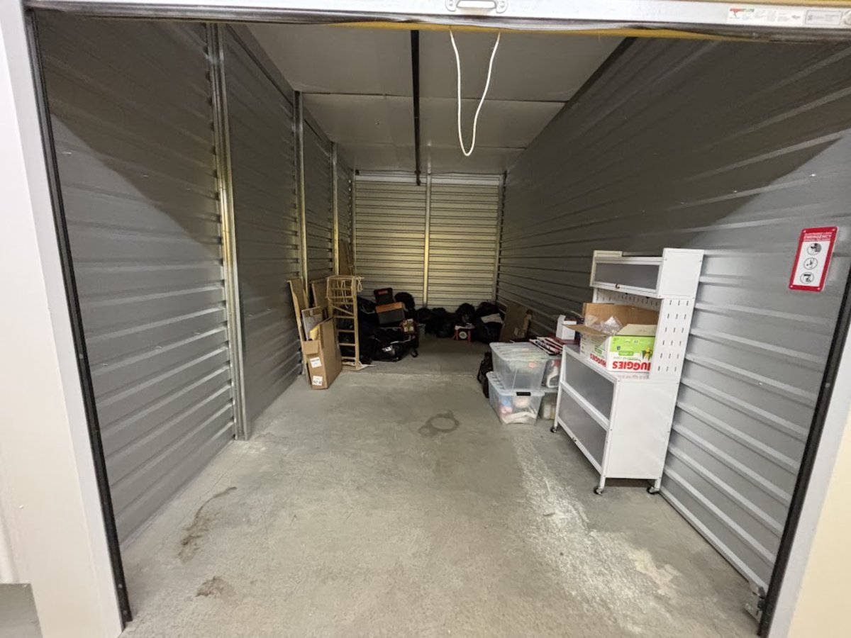 10 x 20 storage unit in Puyallup, WA