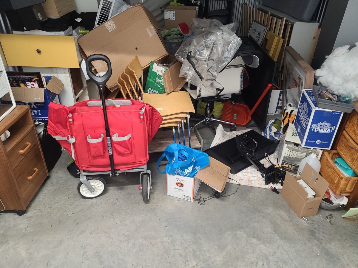 10 x 14 storage unit in Portland, OR