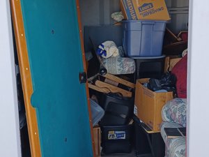 40 x 8 storage unit in West Sacramento, CA