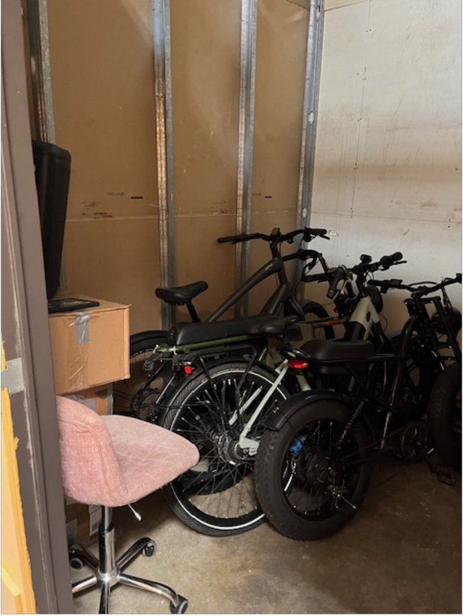 5 x 10 storage unit in San Diego, CA