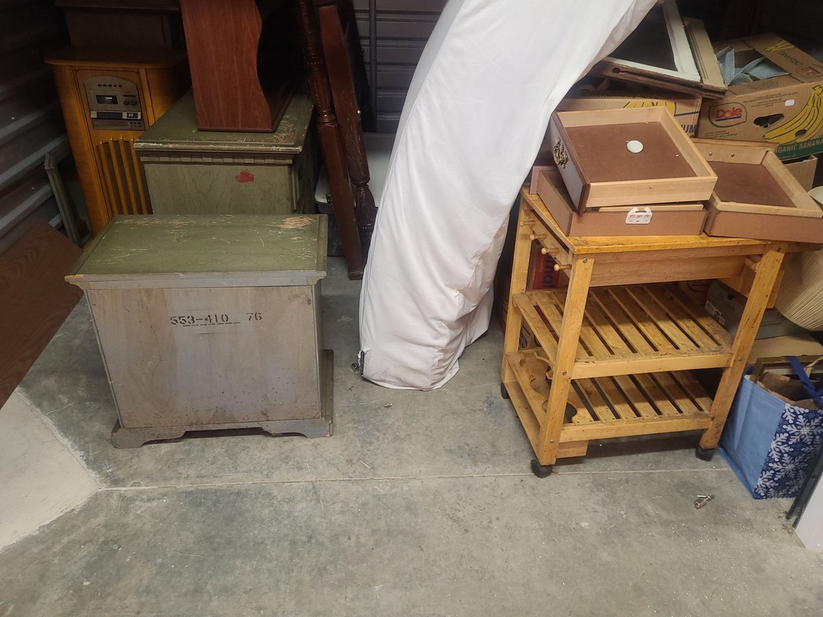10 x 10 storage unit in Portland, OR