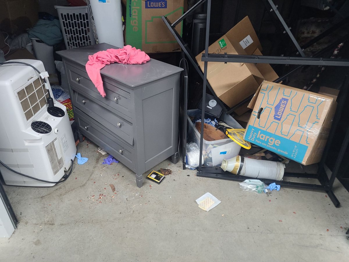 15 x 20 storage unit in Portland, OR