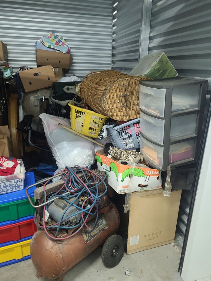 8 x 10 storage unit in Portland, OR