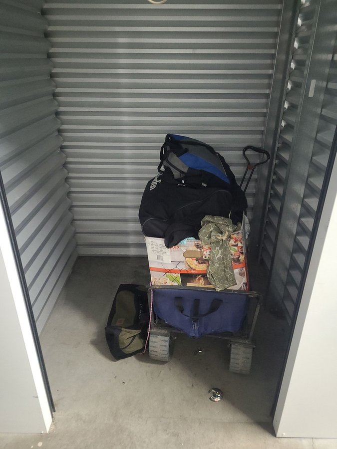 5 x 5 storage unit in Portland, OR