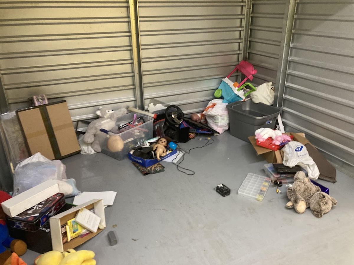 10 x 7 storage unit in Auburn, WA