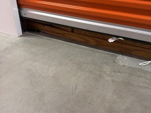 10 x 10 unit in Parker