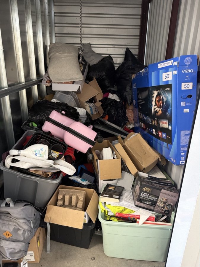 5 x 10 storage unit in Centennial, CO