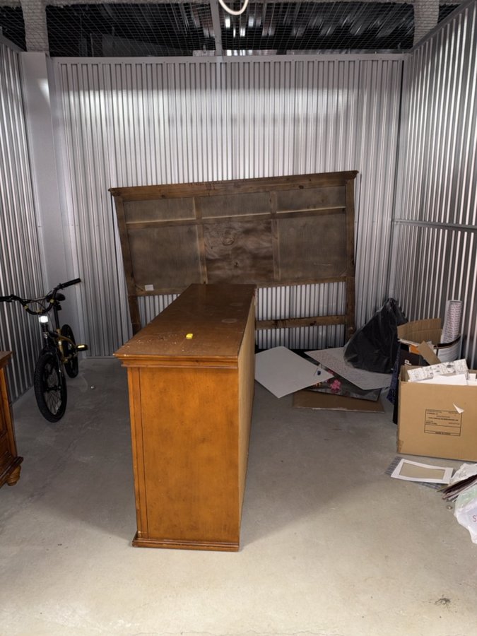 10 x 10 storage unit in Parker, CO