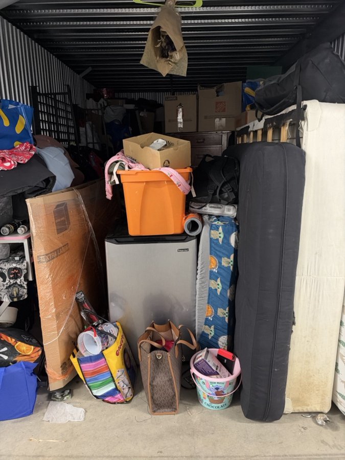 10 x 20 storage unit in Centennial, CO