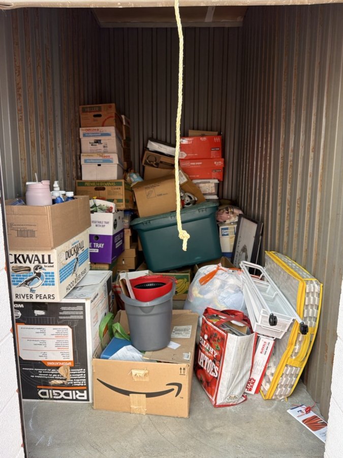 5 x 10 storage unit in Englewood, CO