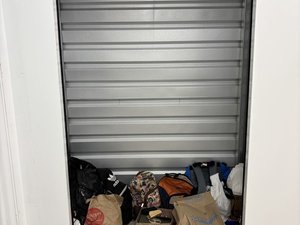 5 x 2 storage unit in Port Orchard, WA