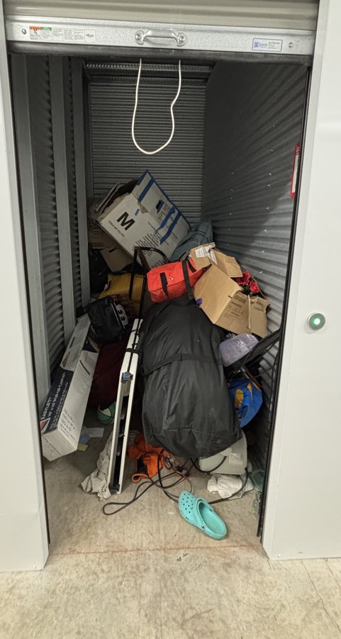 5 x 10 storage unit in Tacoma, WA