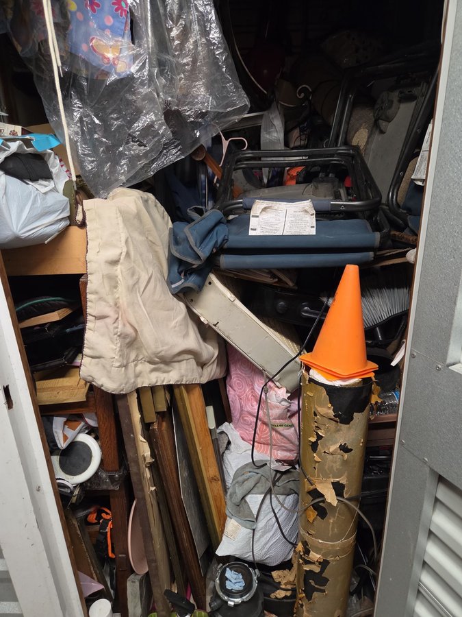 6 x 10 storage unit in Houston, TX