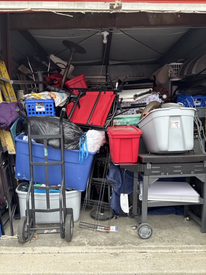 10 x 15 storage unit in Orland Hills, IL