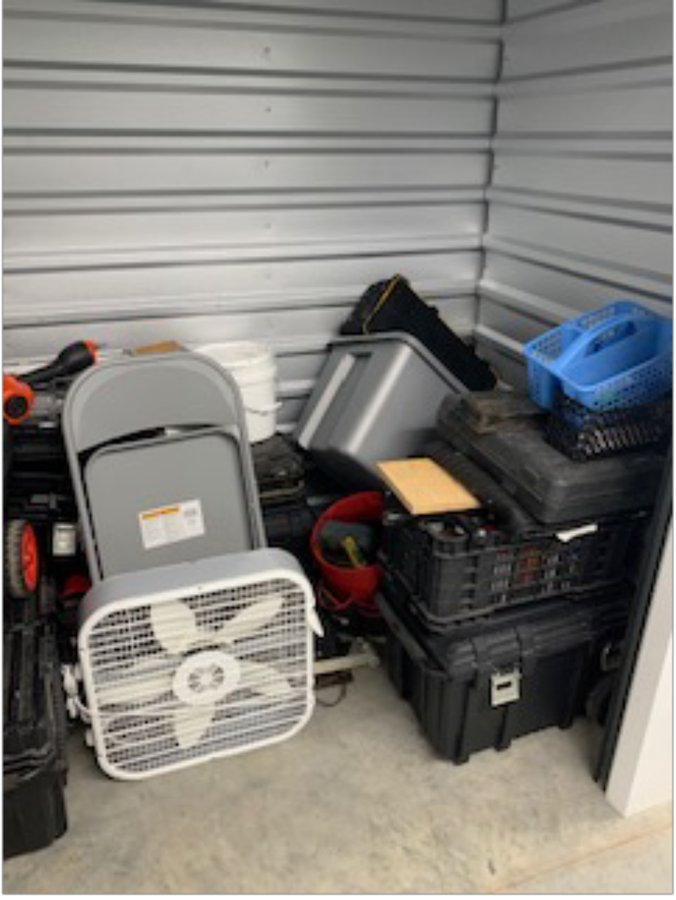 10 x 7 storage unit in Hammond, LA