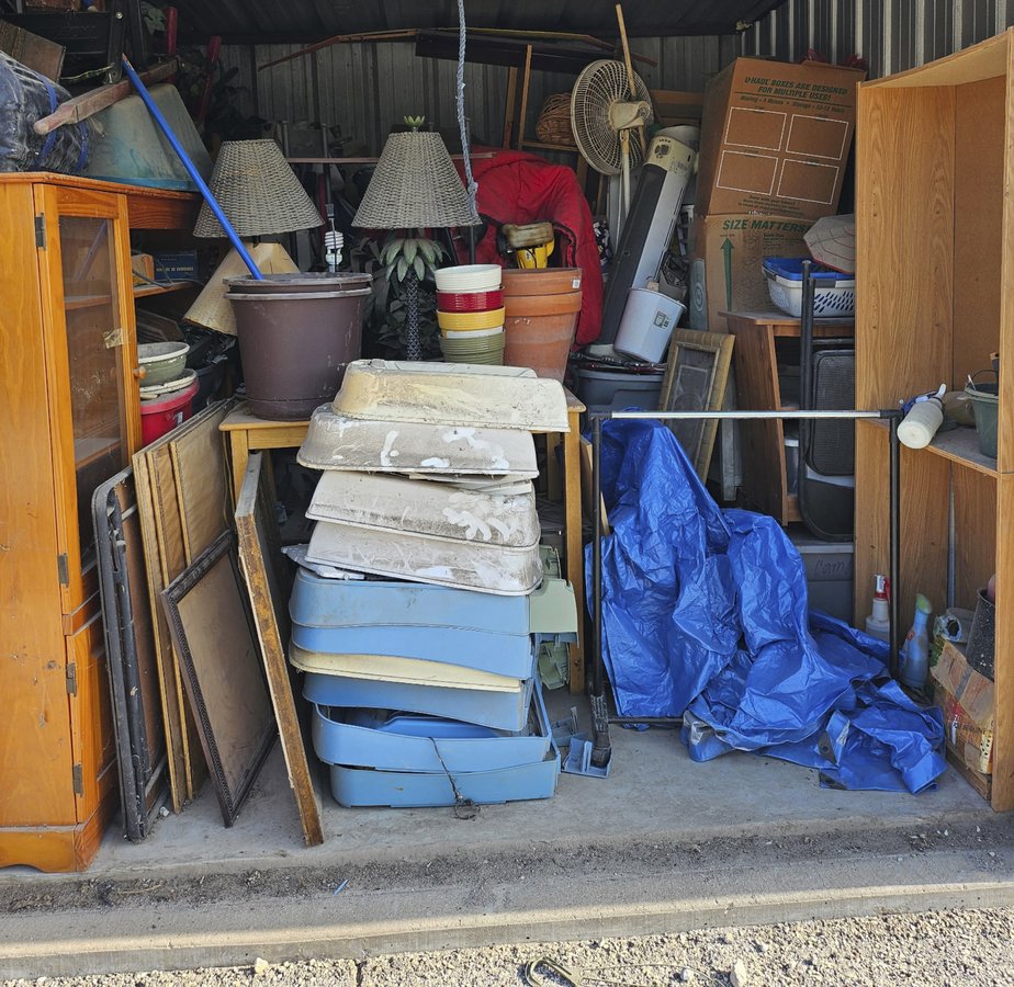 10 x 10 storage unit in Crowley, TX
