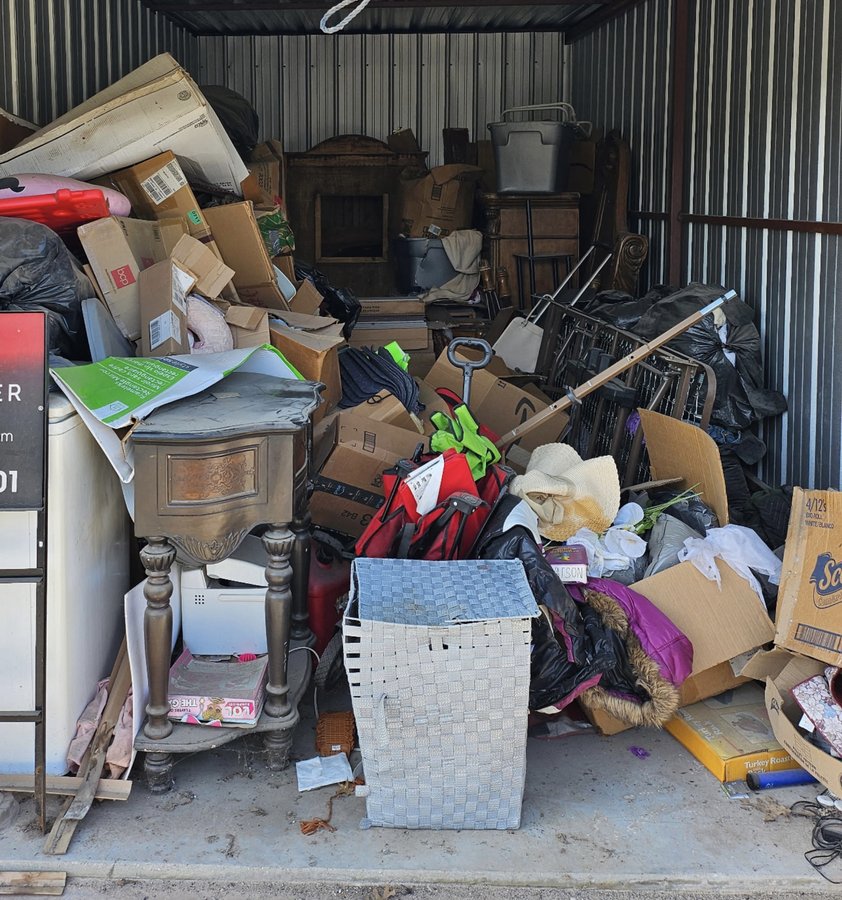 10 x 20 storage unit in Crowley, TX