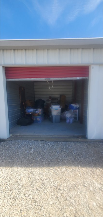 10 x 15 storage unit in Bowie, TX