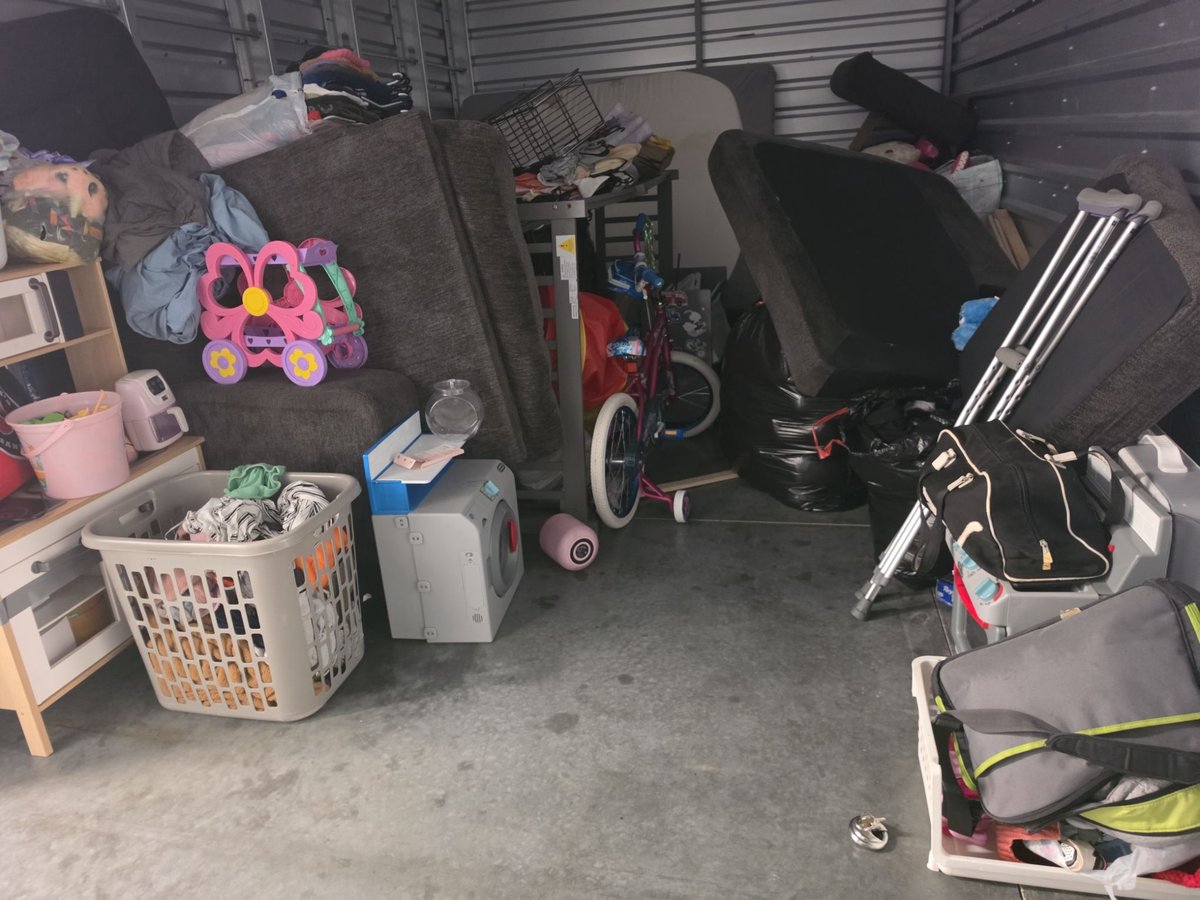 10 x 15 storage unit in Kansas City, MO