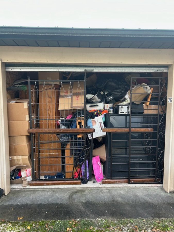 10 x 10 storage unit in South Whitley, IN
