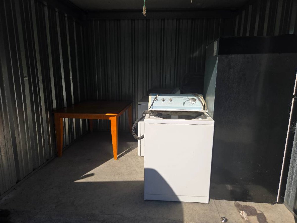 10 x 10 storage unit in Cincinnati, OH