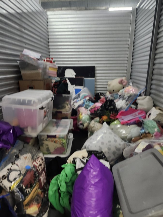 10 x 10 storage unit in Lyndhurst, NJ
